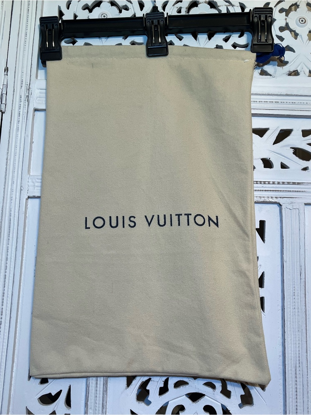 Authentic Louis Vuitton Beige Dust Bag 9x15 w/blue drawstring